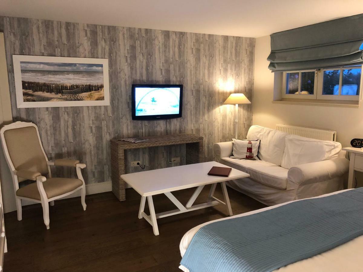 Bed & Breakfast Het Zilte Zand - Luxe Ontbijt - Gratis Parking - Westende Middelkerke Bagian luar foto